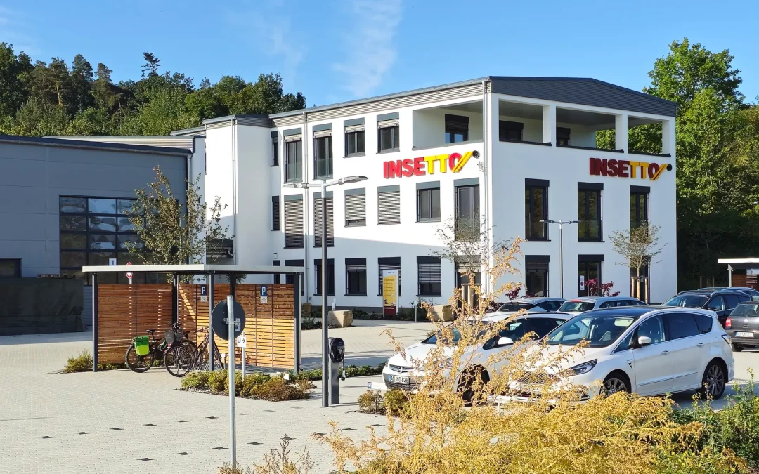 Produktionshalle mit Bürogebäude in Weihenzell